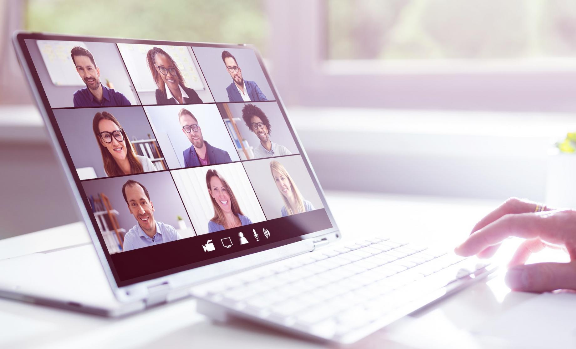 Serene outdoor yoga session demonstrating connection with natural environment